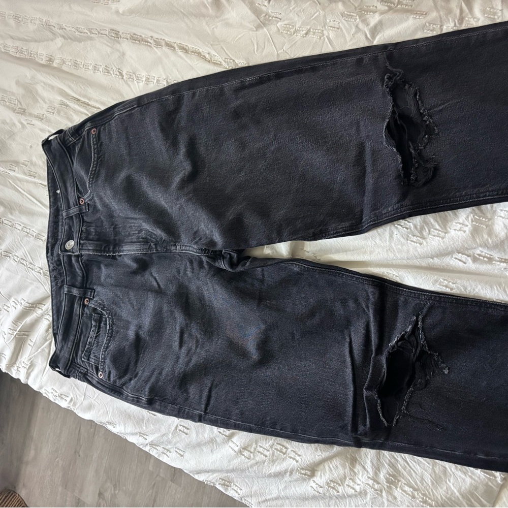 American Eagle Outfitters women’s black Distressed Jeans